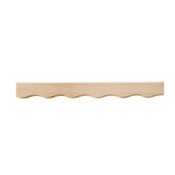 Scalloped wood moulding