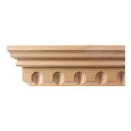 Modanatura in legno tipo cornicione