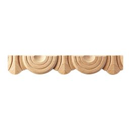 Scalloped wood moulding