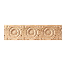 Modanatura in legno decorata a petali e fiori