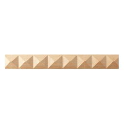 Diamond cross cut wood moulding