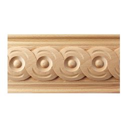 Modanatura in legno decorata a treccia