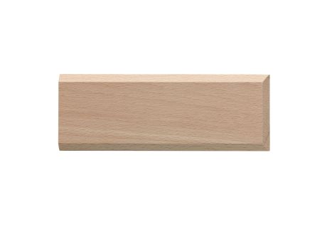 Plinthe en bois décoré