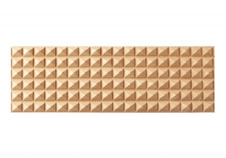 Diamond cross cut wood moulding