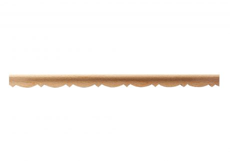 Scalloped wood moulding