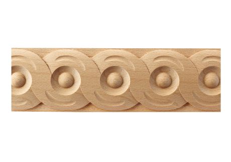 Modanatura in legno decorata a treccia