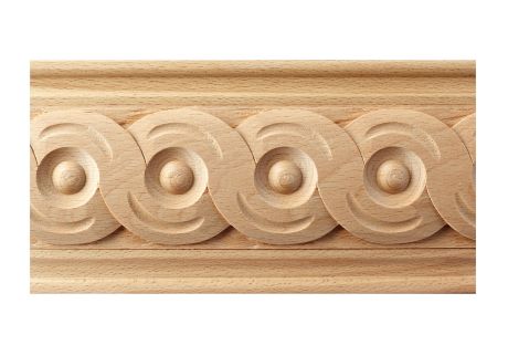 Modanatura in legno decorata a treccia