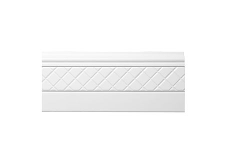 Decorative skirting wood moulding